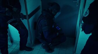 Elite Force S01E04 1080p HEVC x265-MeGusta